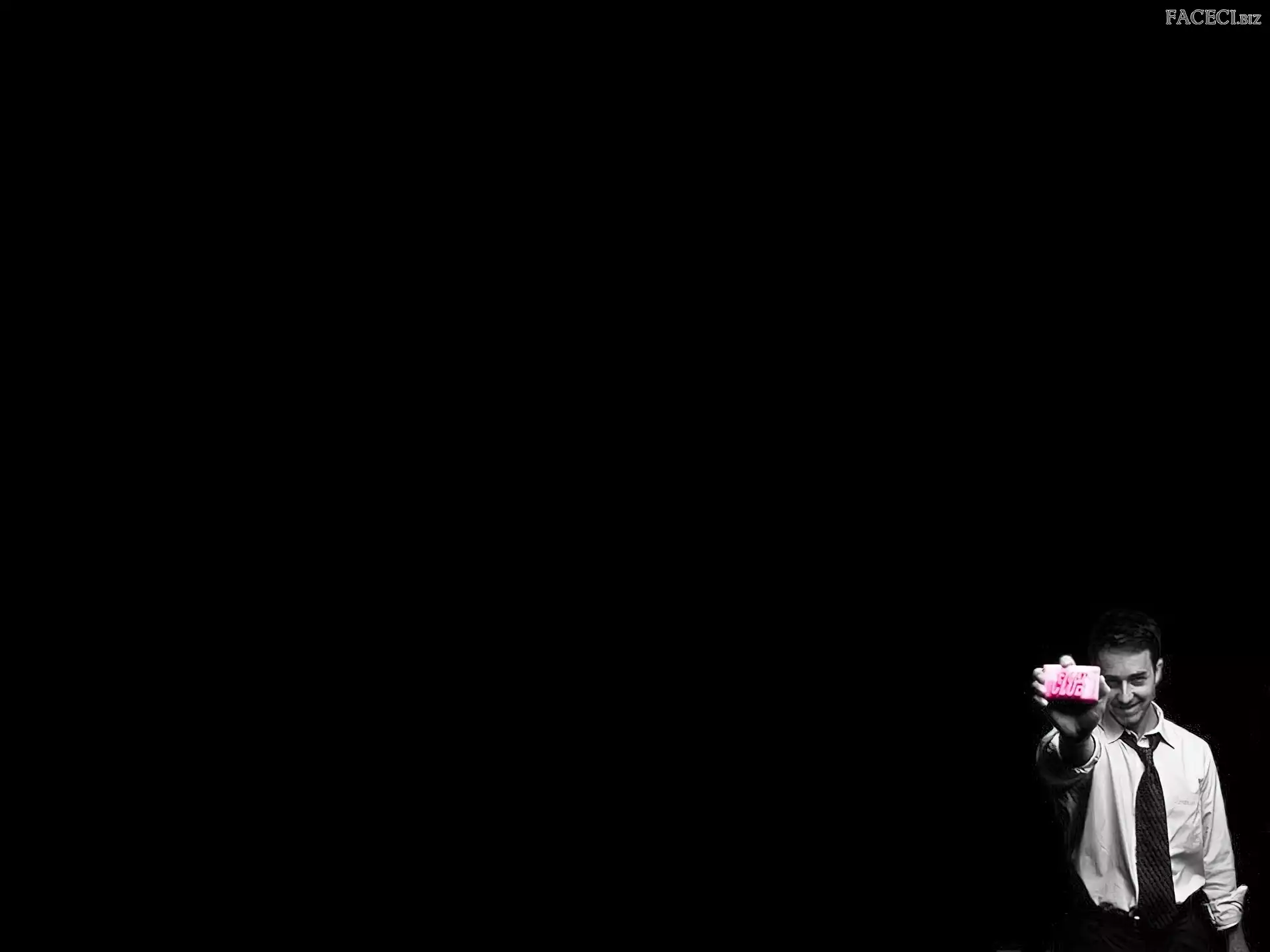 krawat, Edward Norton, biała koszula